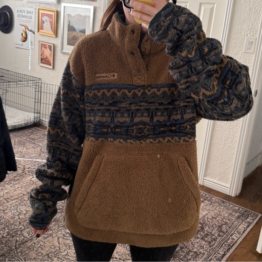 Columbia pullover